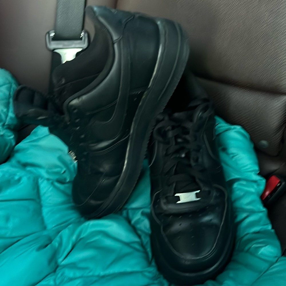 Nike Air Force 1 07 Low Triple Black CW2288-001 Sz 8.5 men’s leather